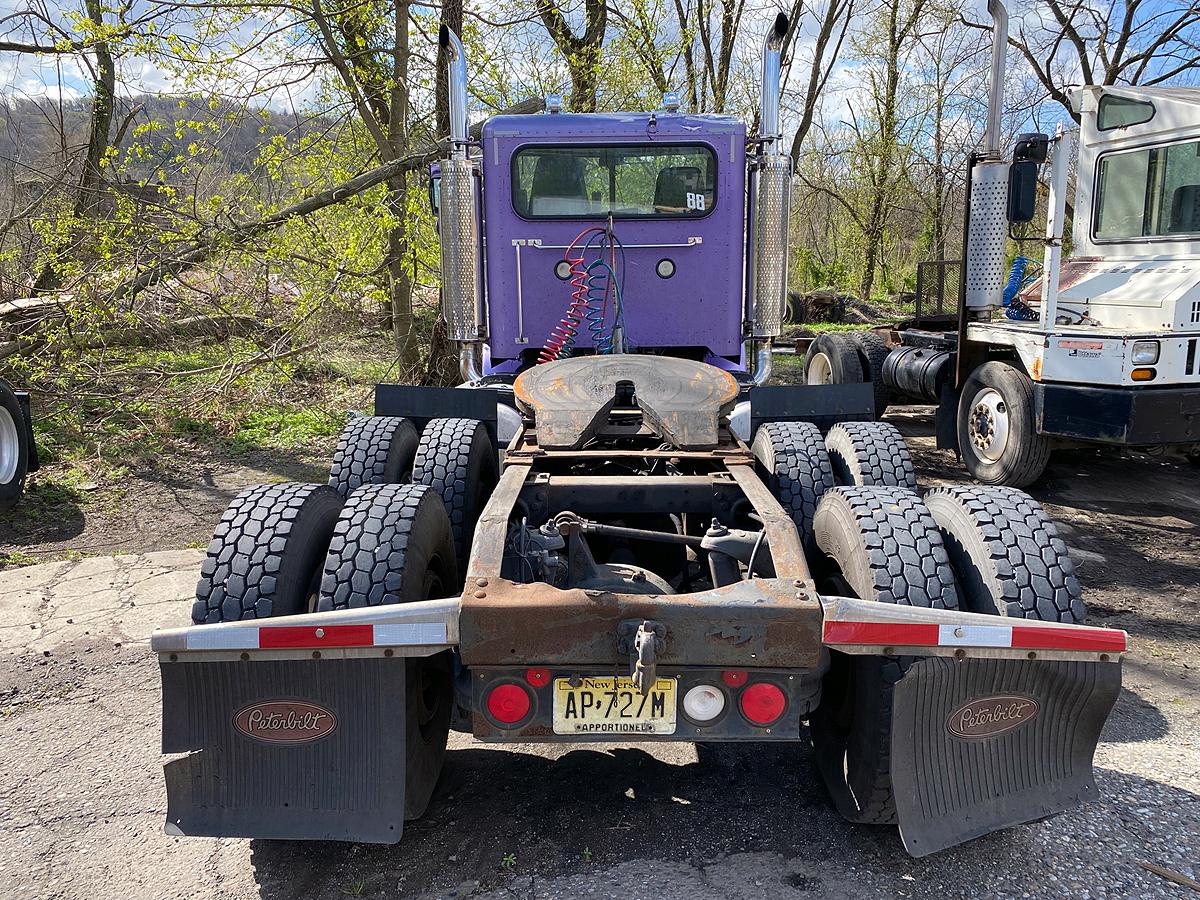 1996 Peterbilt Model 378 Tandem Axle Truck Tractor, (Unit # 30)