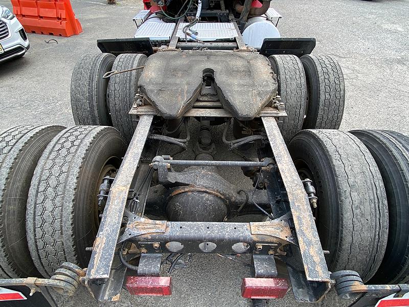 2012 International ProStar 113 6x4, Tandem Axle, Day Cab