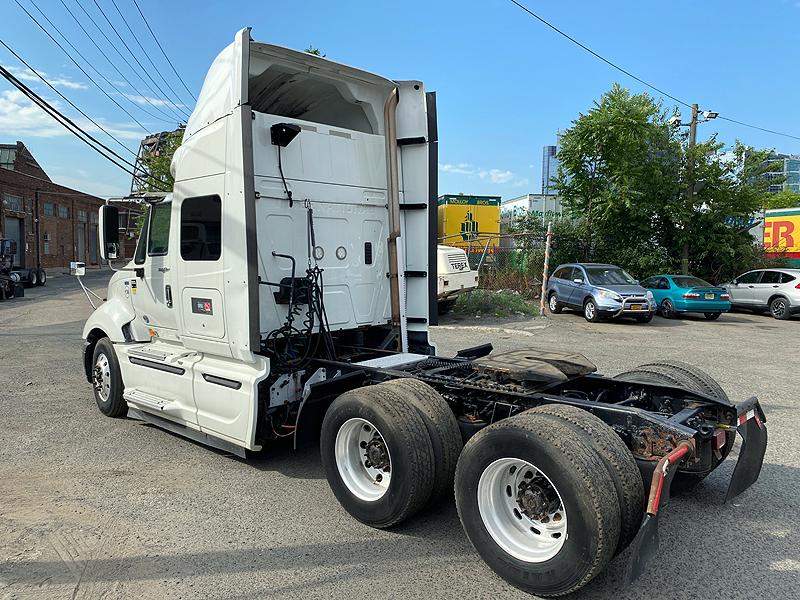 2014 International ProStar 122 6x4, Tandem Axle, Sleeper Cab