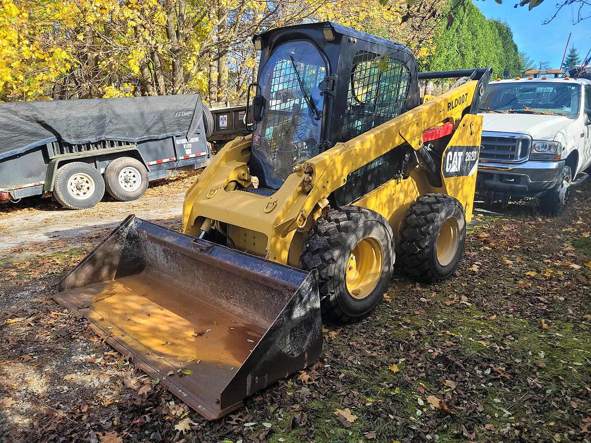 2013 CAT 262D Skid Steer Loader