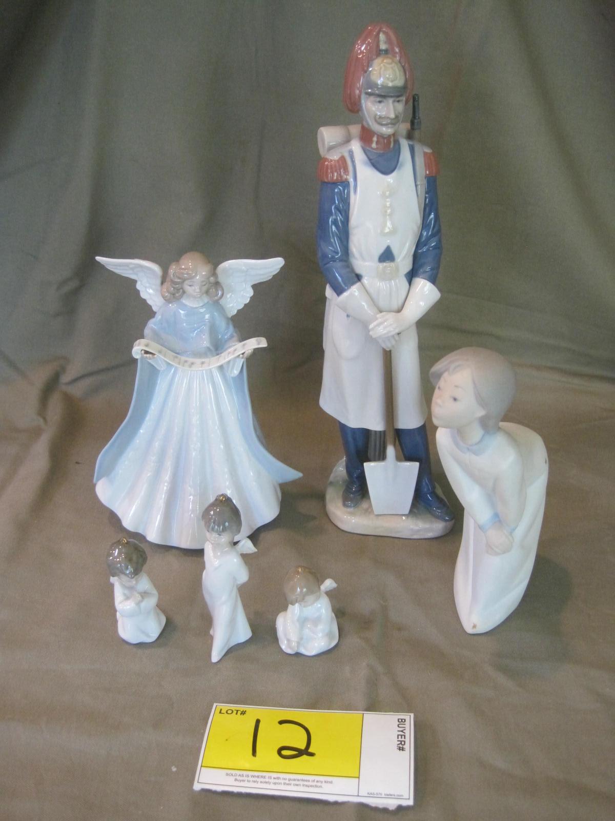 Figurine