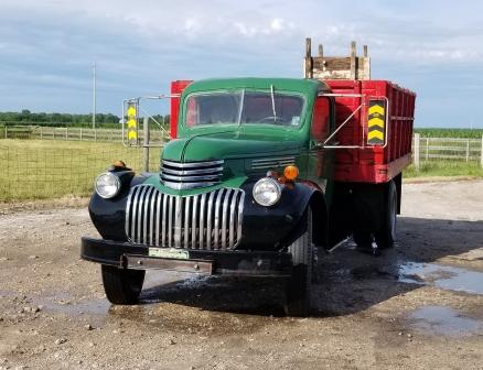 1946 Chevy Straight Truck, Wooden Box, 6 Cylinder, 11 ft. Box, Stuck