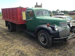 1946 Chevy Straight Truck, Wooden Box, 6 Cylinder, 11 ft. Box, Stuck