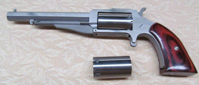 51 ~ HAND GUN NORTH AMERICAN ARMS MODEL EARL ~ TE0339 ~ 22 CALIBER