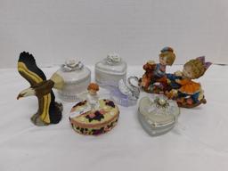 MIXED LOT OF TRINKET BOXES & FIGURES