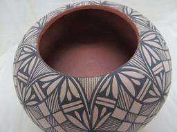 AMERICAN INDIAN POTTERY POT 5"