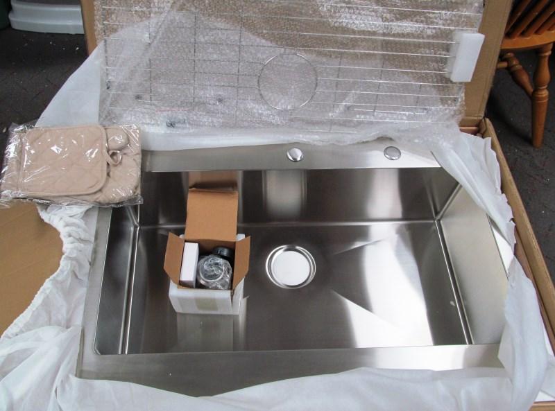 LORDEAR STAINLESS STEEL FARM SINK  33" X 22" 10"