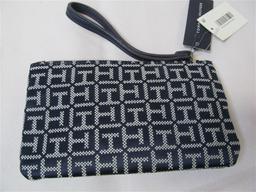 NEW WITH TAGS TOMMY HILFIGER BLUE CLUTCH WALLET