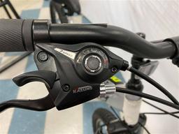 KENT SHOCKWAVE 10 SPEED ~ SHIMANO EQUIPPED ~ STORE DISPLAY ~ REAR BRAKES FINE ~ FRONT BRAKES NEED AD