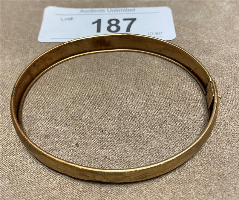 10K GOLD VINTAGE BANGLE BRACELET - NOTE DENT IN BRACELET