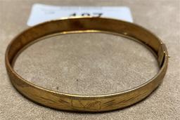 10K GOLD VINTAGE BANGLE BRACELET - NOTE DENT IN BRACELET