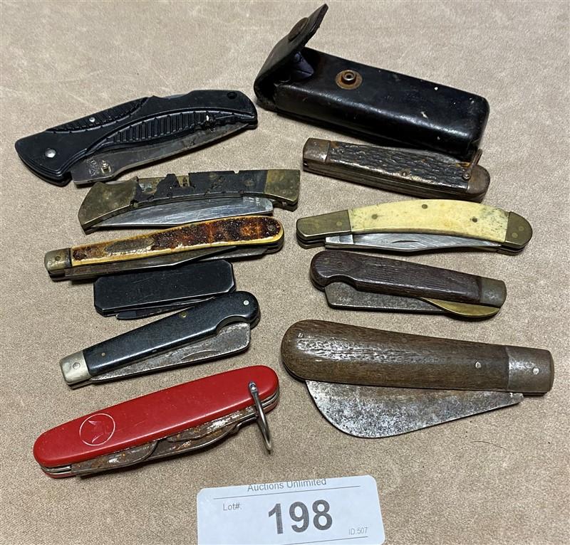 LOT OF POCKET KNIVES FOR PARTS