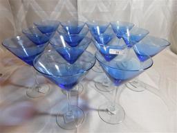 LOT OF 14 STEMMED MARTINI GLASSES