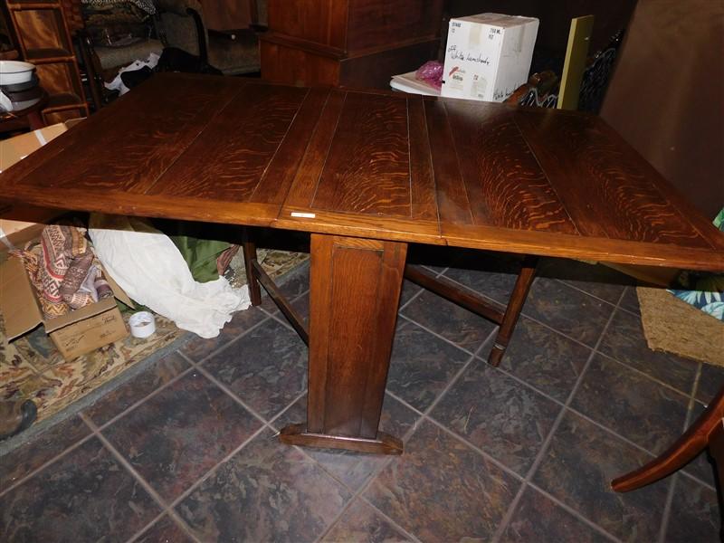 VINTAGE GALE LEG DROP LEAF TABLE - OPENED 60" x 36" - CLOSED 13.5"  x 36"