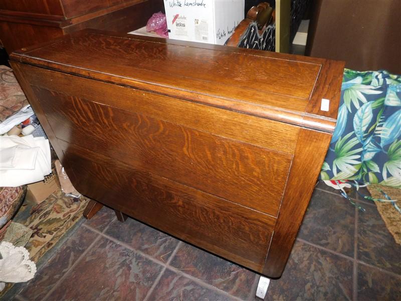 VINTAGE GALE LEG DROP LEAF TABLE - OPENED 60" x 36" - CLOSED 13.5"  x 36"