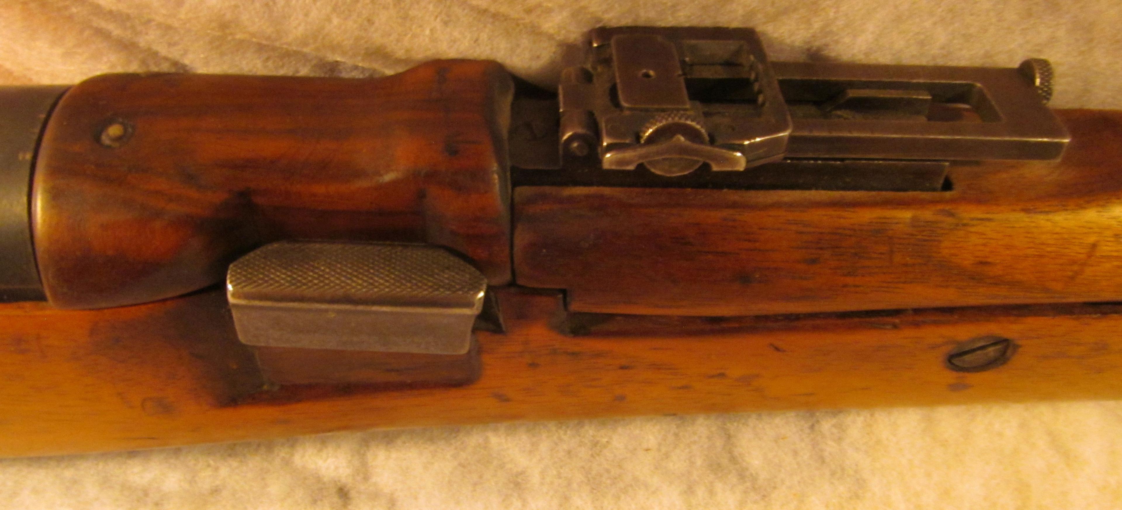 Model 1905 Ross Rifle Company, Quebec, Canada .303 caliber Clip Fed, Five-shot with concealed magazi