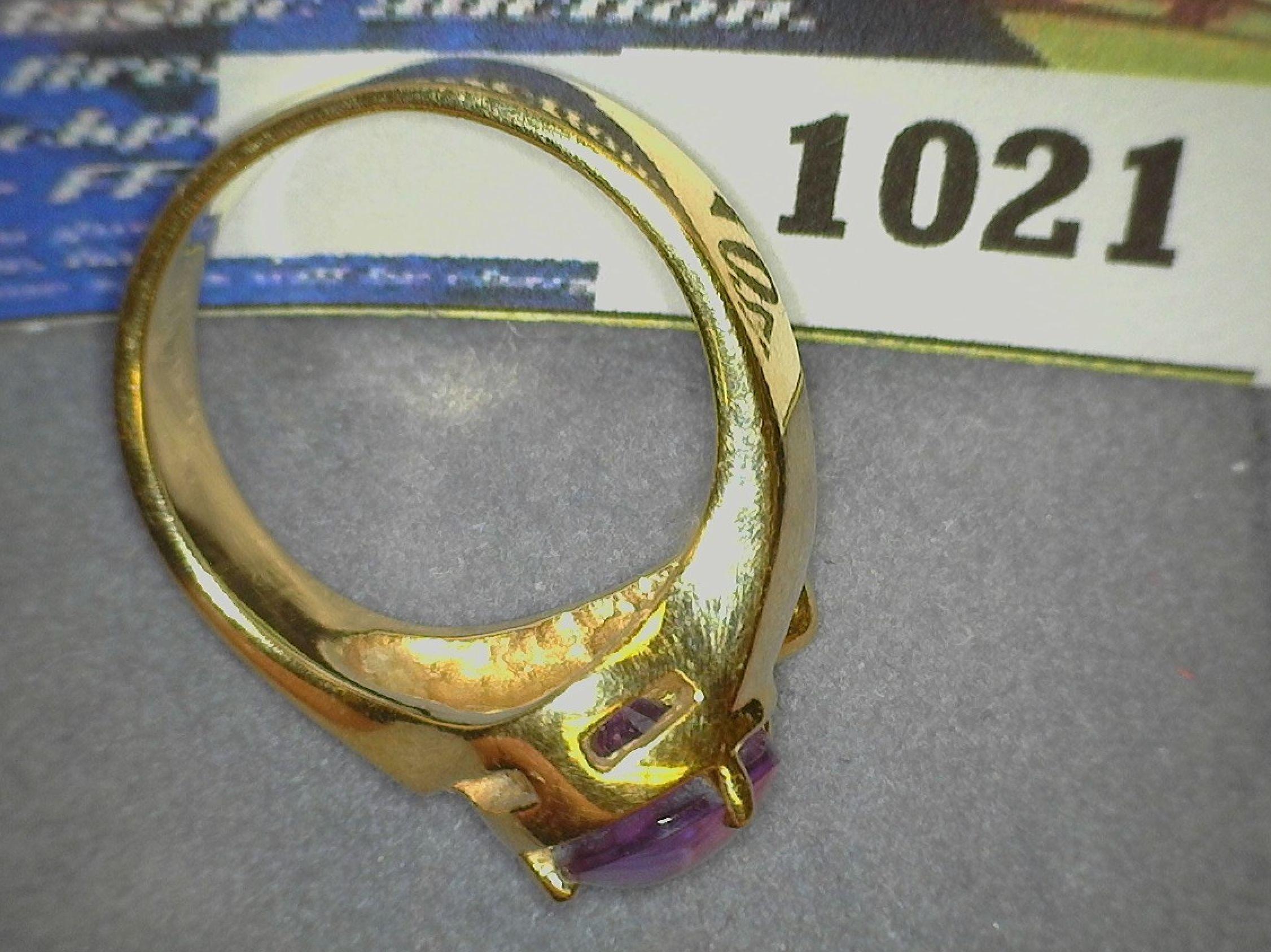 Ladies Size 7 Amethyst Ring, weighs 7 grams. 14K Yellow Gold. Purchased by Dave for Pam at Rhynas Je