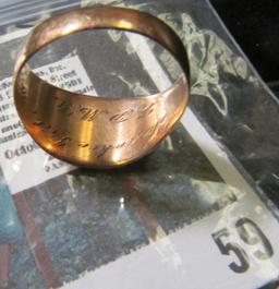 RARE Vintage gold (probable 10K, possible 14K) ring with an Indian in a head dress on it. The inside