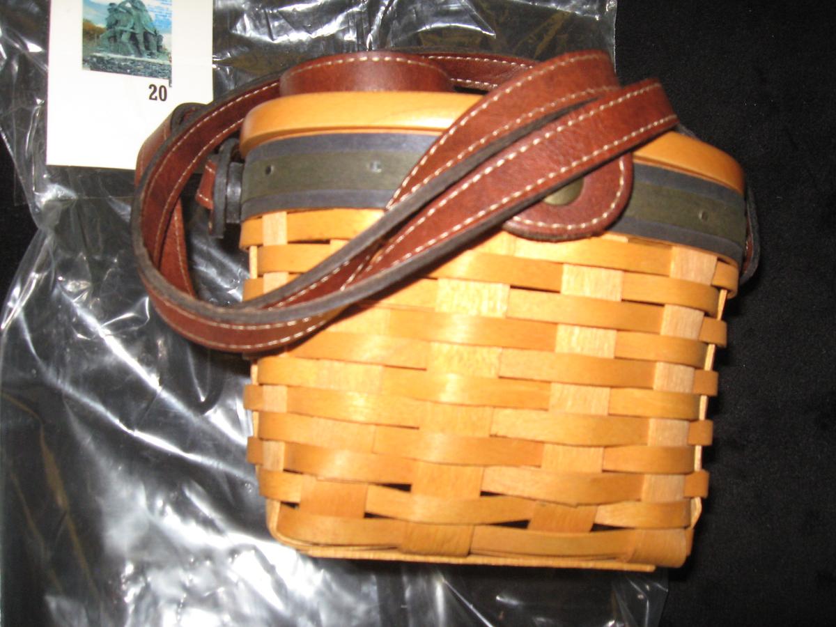 Longaberger Collectors club edition miniature basket purse with leather strap and protector,dated 20