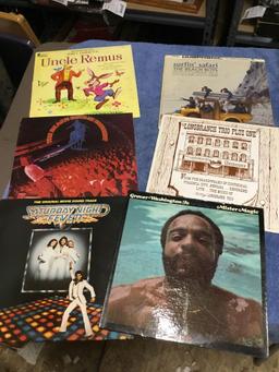 Vintage group of six piece record albums various artist vinyl in good condition