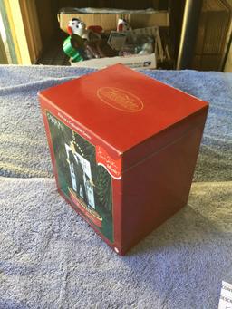 1999 Frank Sinatra music ornament first in series in box