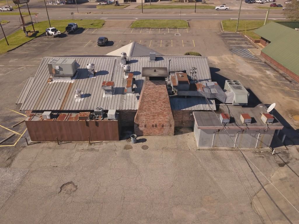 Former Home of Country's Bar-B-Q 130 North Memorial Drive Prattville, Alabama