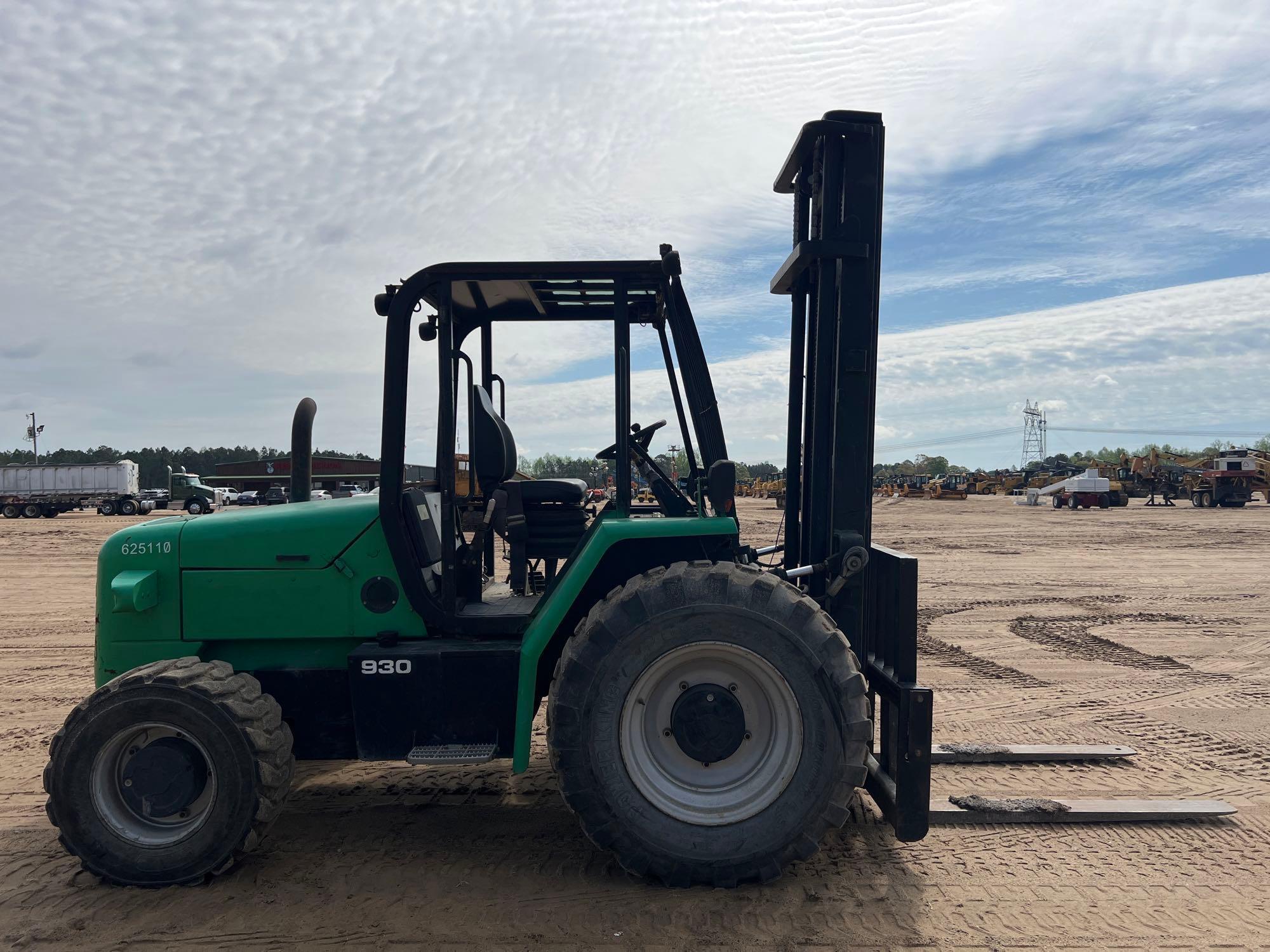 JCB 930 ALL TERRAIN FORKLIFT