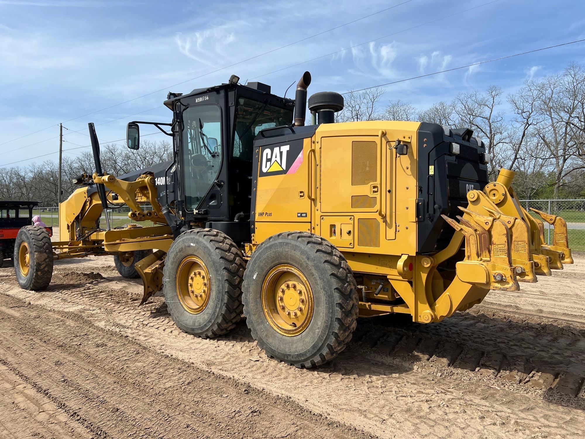 2014 CATERPILLAR 140M2 MOTOR GRADER