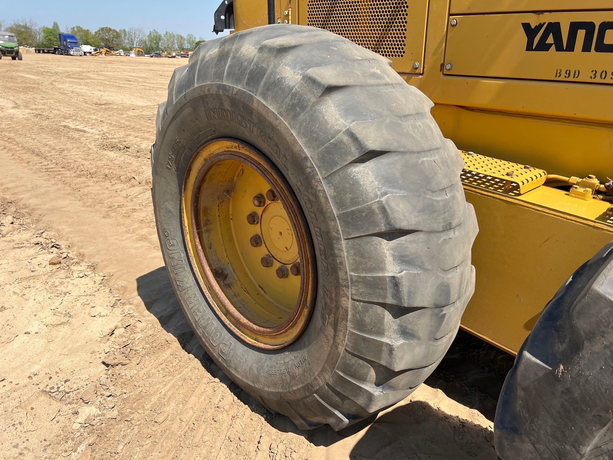 2011 CATERPILLAR 140M MOTOR GRADER