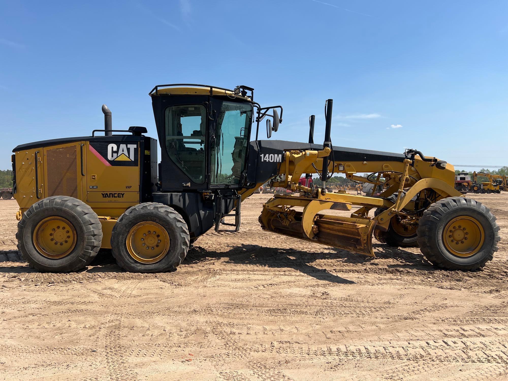 2011 CATERPILLAR 140M MOTOR GRADER