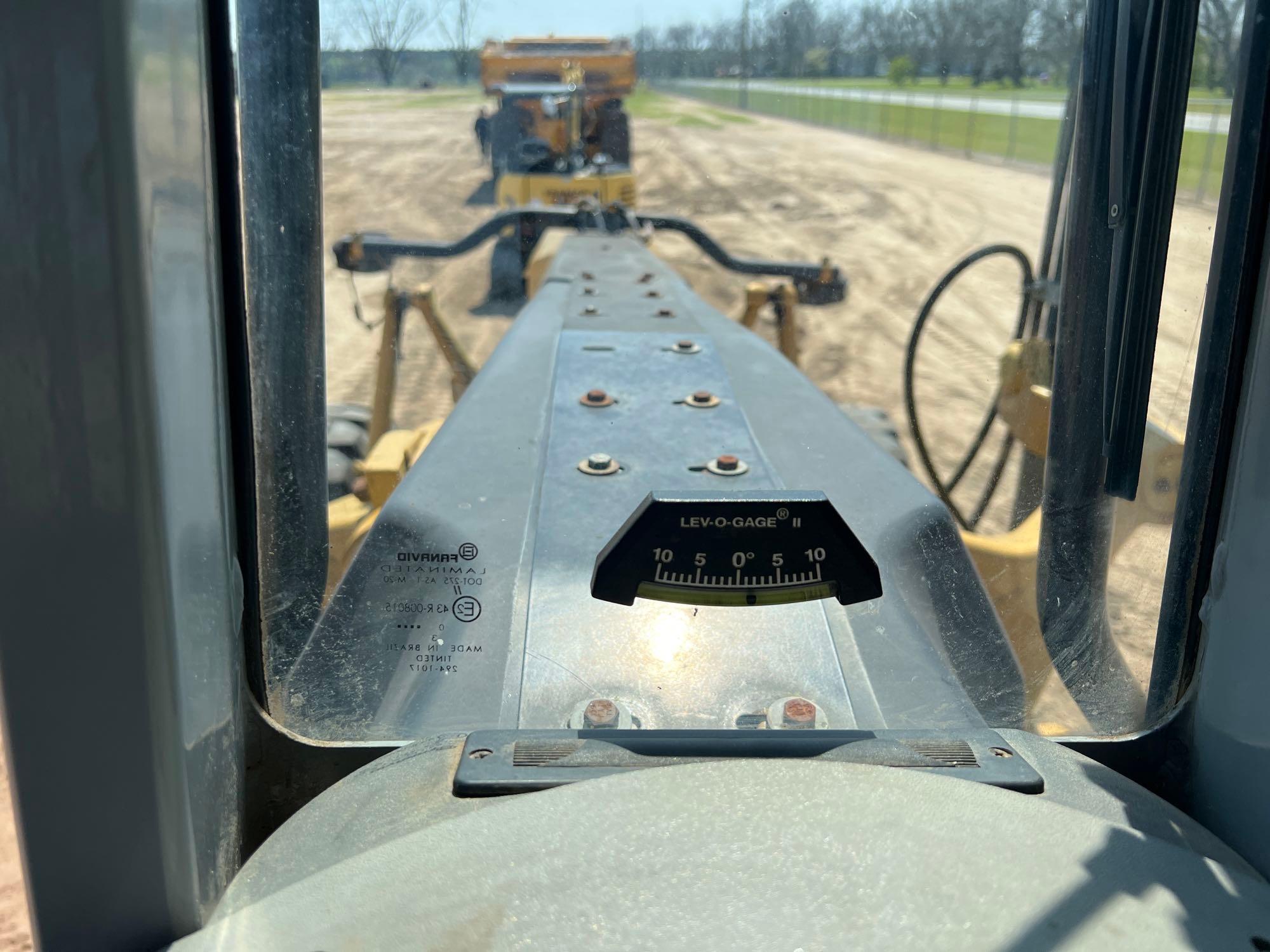 2011 CATERPILLAR 140M MOTOR GRADER