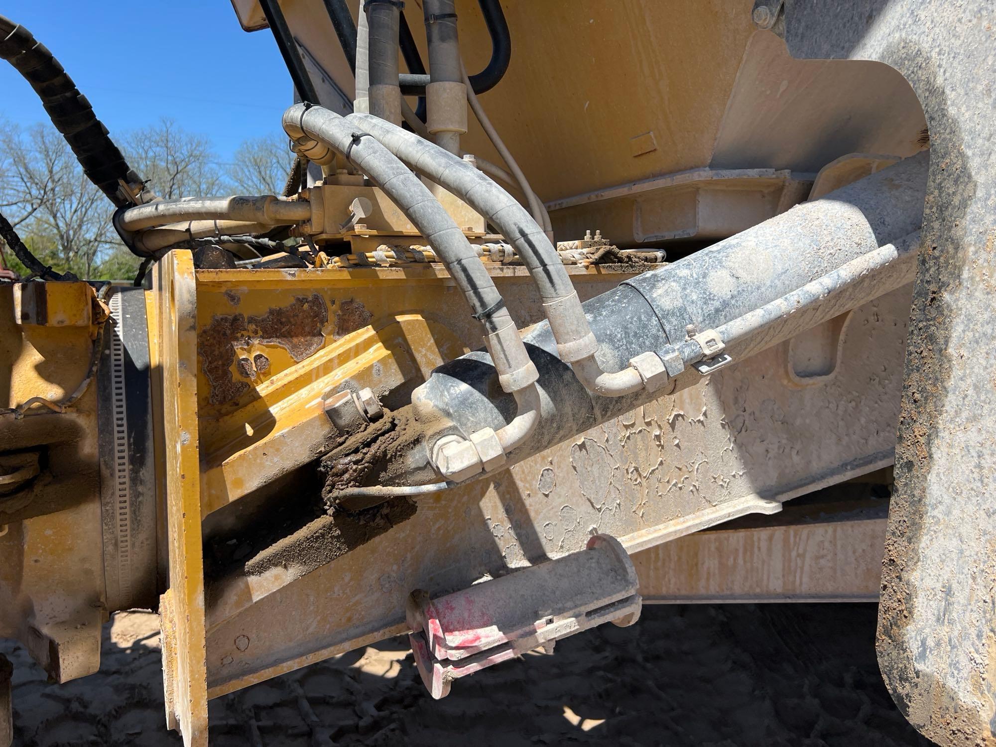 2015 CATERPILLAR 745C 6X6 OFF ROAD DUMP TRUCK