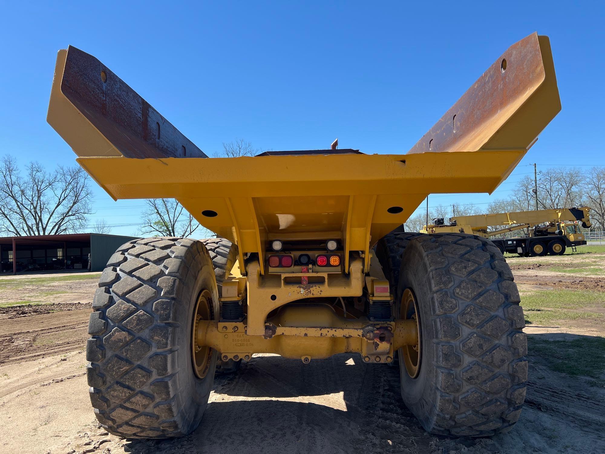 2007 CATERPILLAR 740 6X6 OFF ROAD DUMP TRUCK