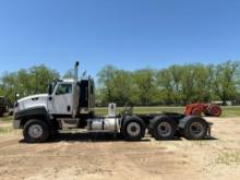 2014 CATERPILLAR CT660L TRI-AXLE ROAD TRACTOR