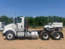 2016 INTERNATIONAL 8600 DAY CAB T/A ROAD TRACTOR