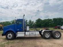 2013 KENWORTH T800 DAY CAB ROAD TRACTOR