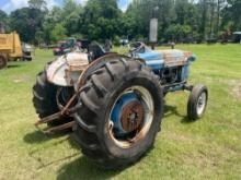 (INOP) FORD 2000 TRACTOR