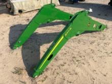 JOHN DEERE 640R LOADER (NO BUCKET) W/ BRACKETS