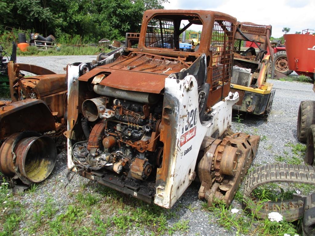 Bobcat T320 Compact Track Loader  ** AS IS **