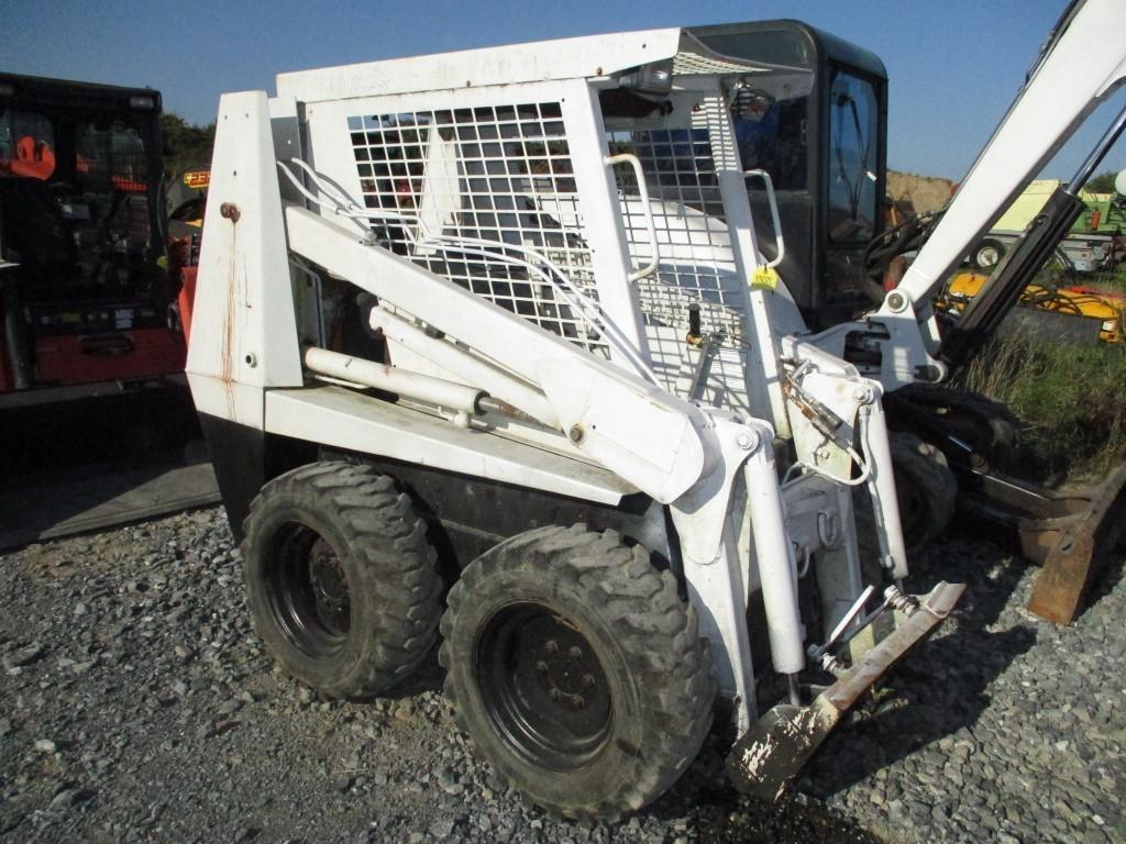 Case 1840 Skid Steer