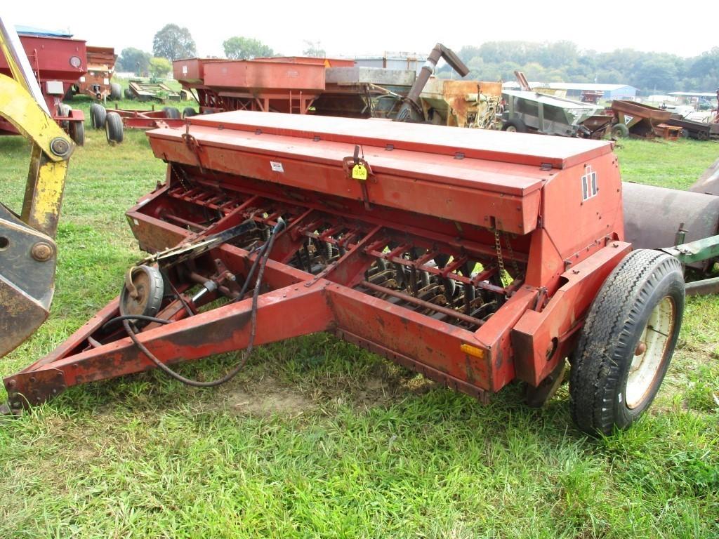 Case International 5100 Grain Drill