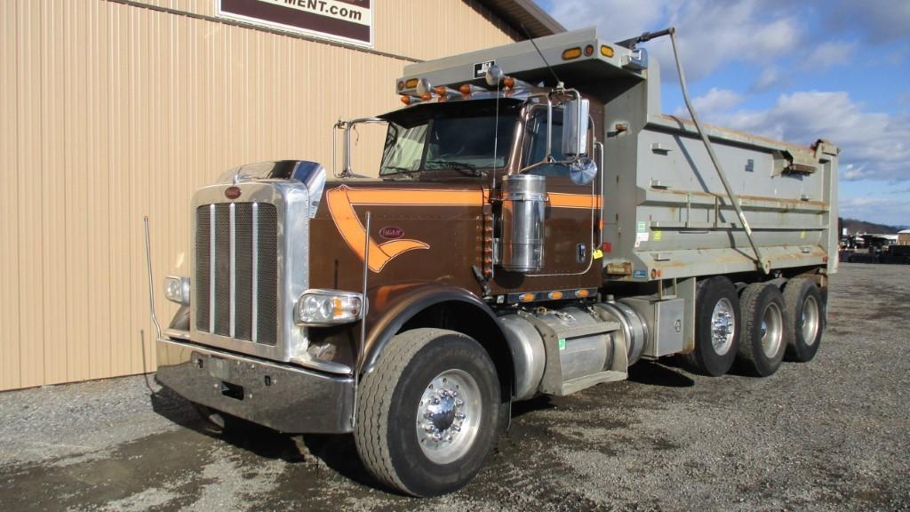 2011 Peterbuilt 388 Tri-Axle Dump Truck