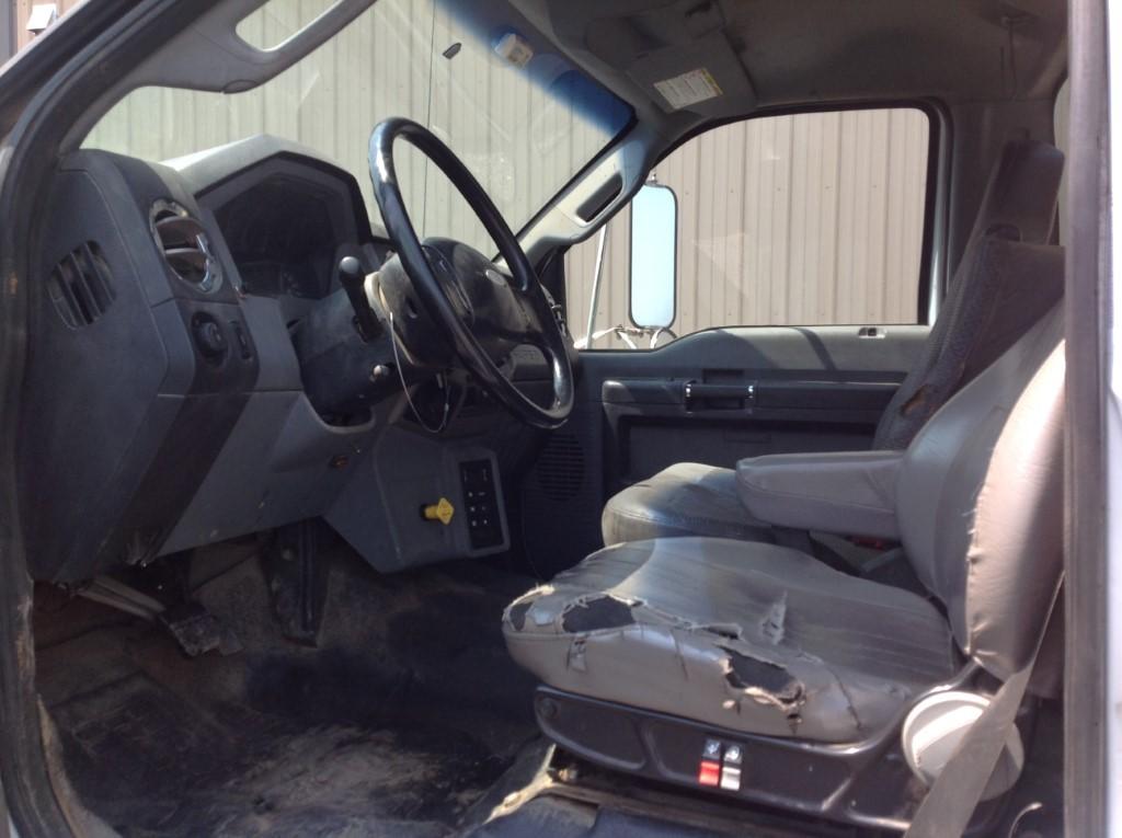 2011 Ford F750 Utility Bed Truck