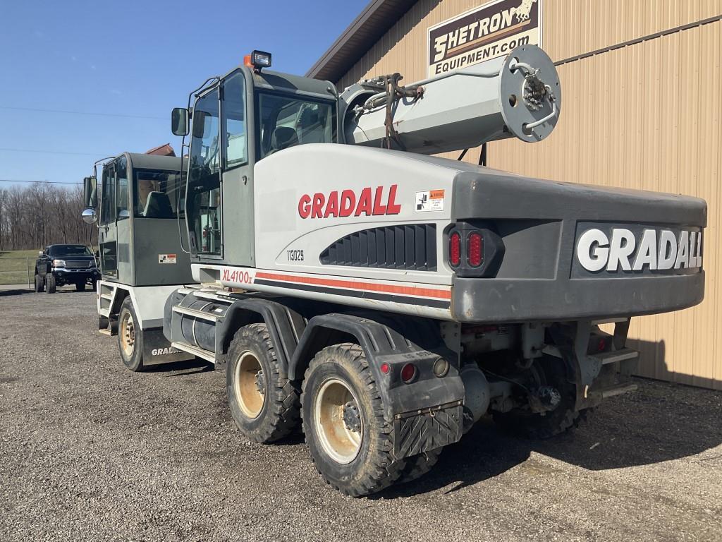 Gradeall XL4100II Wheeled Excavator