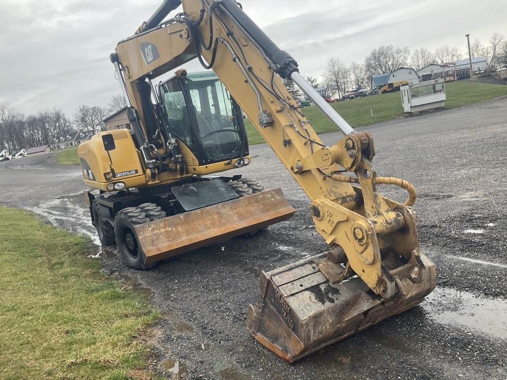 Caterpillar M318D Wheeled Excavator