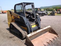 2017 New Holland C227 Compact Track Loader