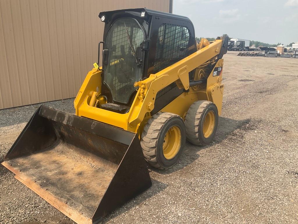 2018 CAT 232D Skid Steer