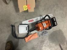 New Chainsaw 92cc. Includes 25"