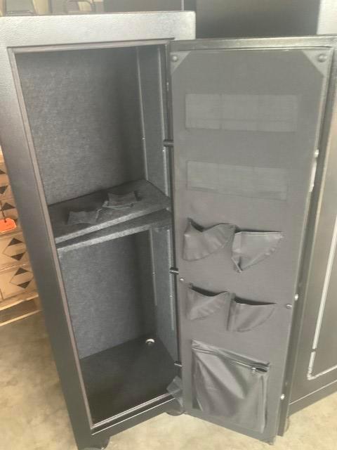 New 14 Gun Safe