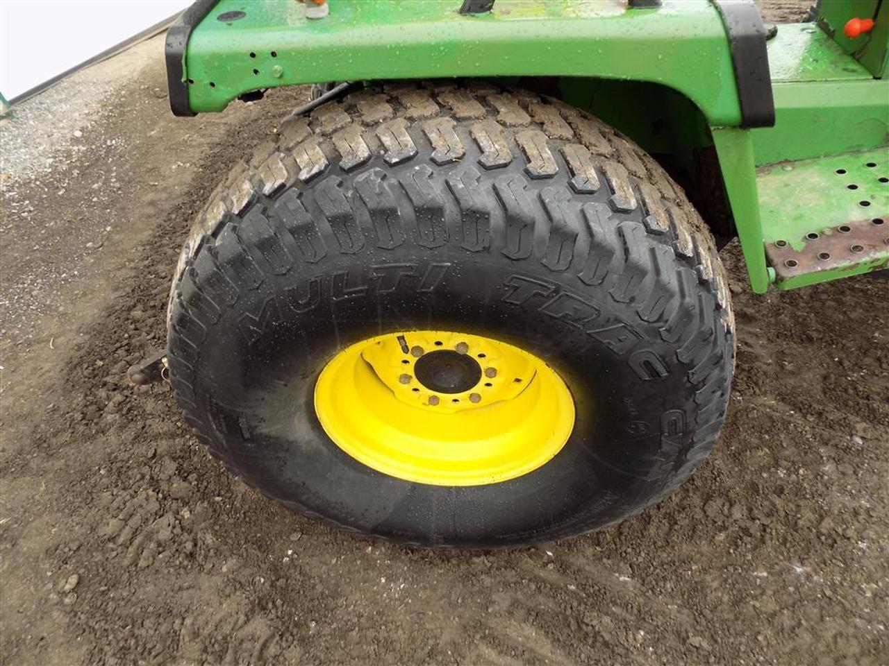 John Deere 955